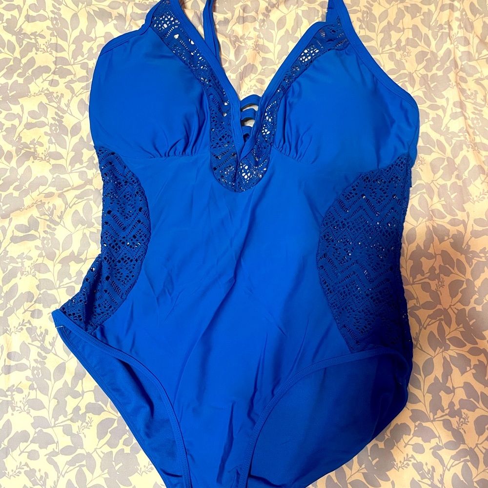One piece swimsuit